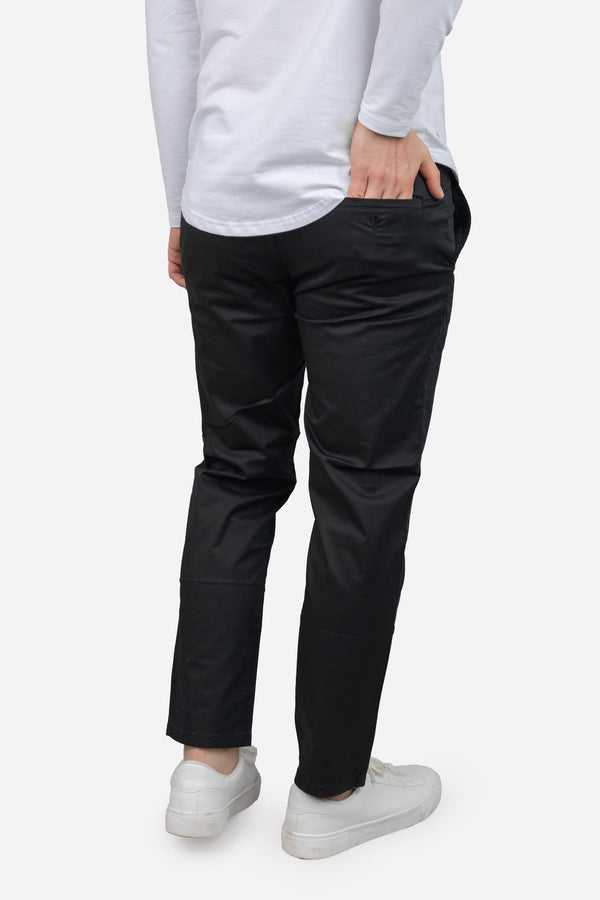Lightweight Stretch Chino Black